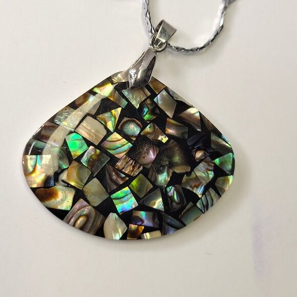 Mens Genuine Abalone Shell Pendant Necklace Triangular Abalone Pendant Short - Picture 5 of 10